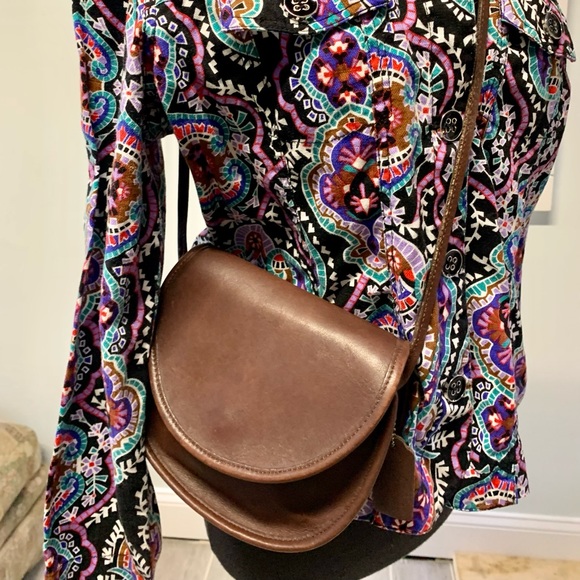 Coach Handbags - Rare-Vintage❤️Classic Coach Crossbody-1998